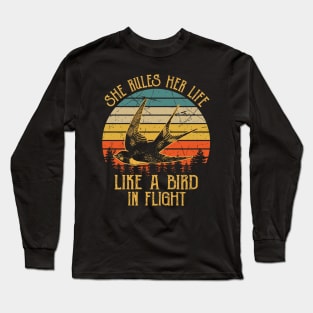 Stevie Nicks She Rules Her Life Like A Bird In Flight Long Sleeve T-Shirt